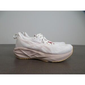 Asics Novablast 5 Shoes Womens Size 9 White Mesh Sneakers 1012B765 Running Gym